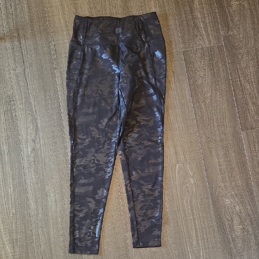 Active Black Camouflage Leggings